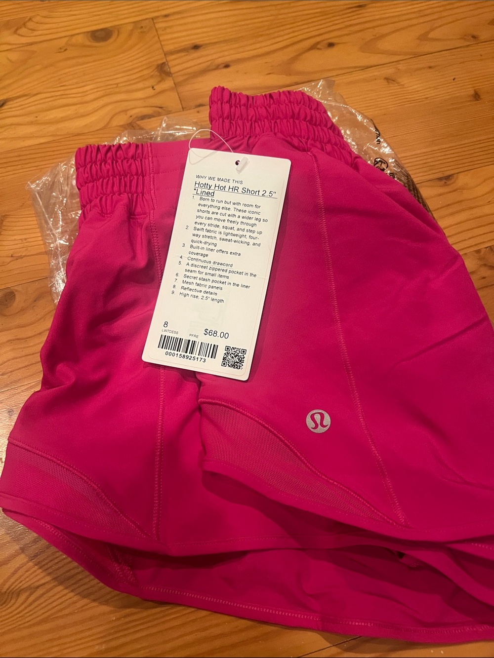 lululemon athletica Hotty Hot HR Short 2.5" - Bright Pink